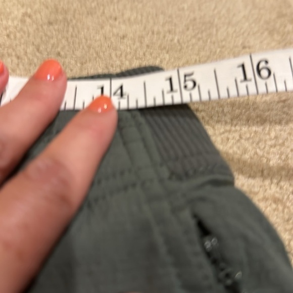 Athleta Olive Green windbreaker athletic capris in great condition! - Picture 7 of 7